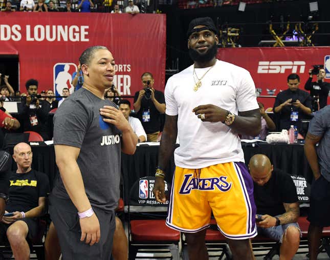 Tyronn Lue, left, of the Cleveland Cavaliers talks with LeBron James of the Los Angeles Lakers after a quarterfinal game of the 2018 NBA Summer League between the Lakers and the Detroit Pistons at the Thomas &amp; Mack Center on July 15, 2018 in Las Vegas, Nevada.