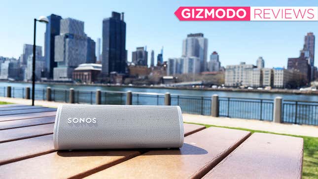 Image for article titled The Sonos Roam Packs a Powerful Punch in a Petite Package