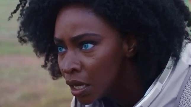 Teyonah Parris lo clava como Mónica Rambeau.