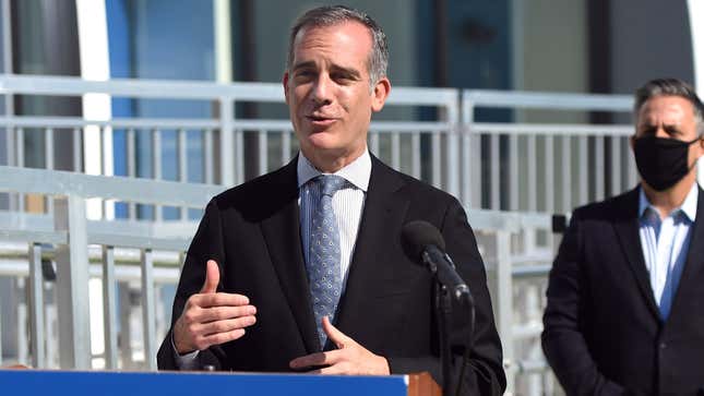 Image for article titled L.A. Mayor Unveils Push To End Homelessness By Sending Around Some Pretty Reasonable Zillow Listings