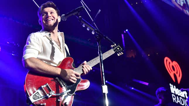 Image for article titled Niall Horan&#39;s Heartbreak Weather Earnestly Preserves One Direction&#39;s Swagger