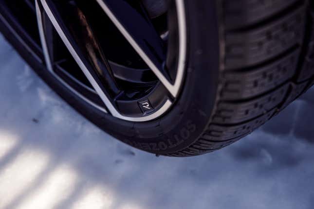 Image for article titled We Drove The 2022 Golf R On Ice And It’s Probably Going To Be The Best New Hot Hatch You Can Buy