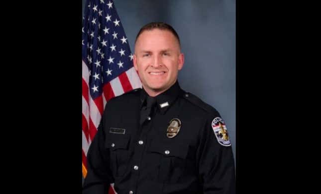 Image for article titled Former Louisville Officer Involved in Breonna Taylor Shooting Faces Lawsuit for Sexual Assault