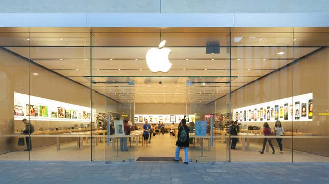 Image for article titled As Some Apple Stores Reopen, Here&#39;s What to Expect
