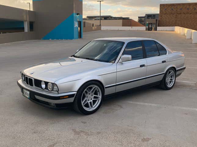 Image for article titled At $6,500, Is This 1991 BMW 535i 5-Speed An E34 That’s Got Everything?