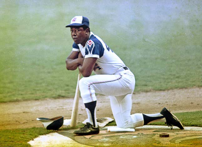 Image for article titled The life of Hank Aaron in photos