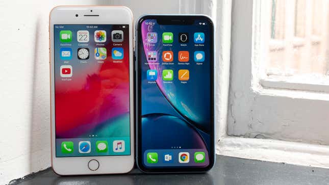 The 8 Plus looks so silly in comparison.