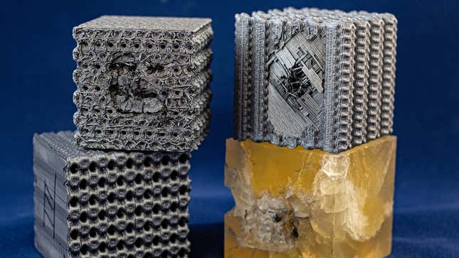 Image for article titled Researchers 3D-Printed Plastic Cubes With Complex Patterns That Make them Bulletproof