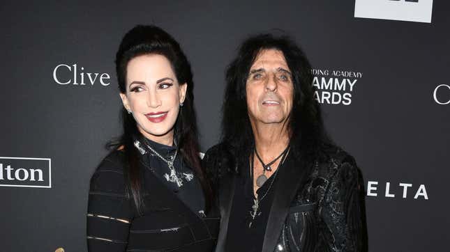 Image for article titled Alice Cooper and His Wife Have a Death Pact