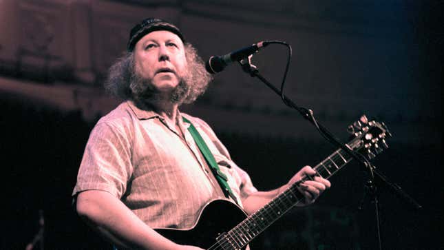 Image for article titled R.I.P. Fleetwood Mac co-founder Peter Green