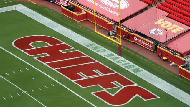 Kansas City Football Fans Booing During the Moment of Silence for