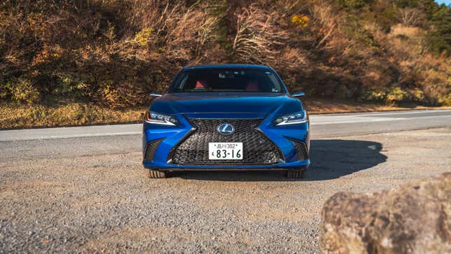 Image for article titled It's Amazing How Quickly The Brain Adapts To The New Digital Mirrors On The Japanese 2020 Lexus ES