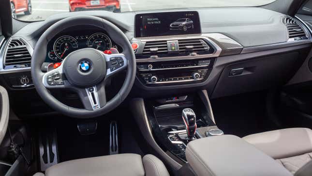 I know the wheel isn’t straight, I’M SORRY OK?
Photo: Justin Westbrook / Jalopnik