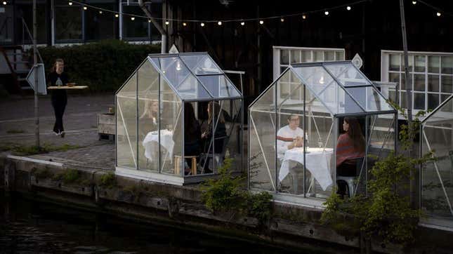 Image for article titled Now we have two options for COVID-friendly dining, greenhouses and bell jars [UPDATED]