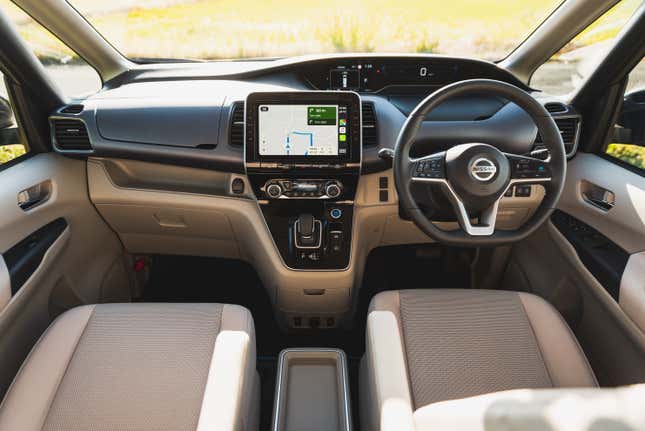 Image for article titled Japan’s Best-Selling Minivan Is Smarter Than It Looks