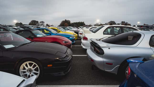 Image for article titled Inside Japan's Biggest Used Car Auction