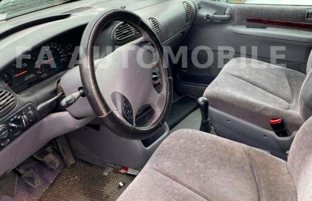 Image: F. A. AUTOMOBILE (Mobile.de)