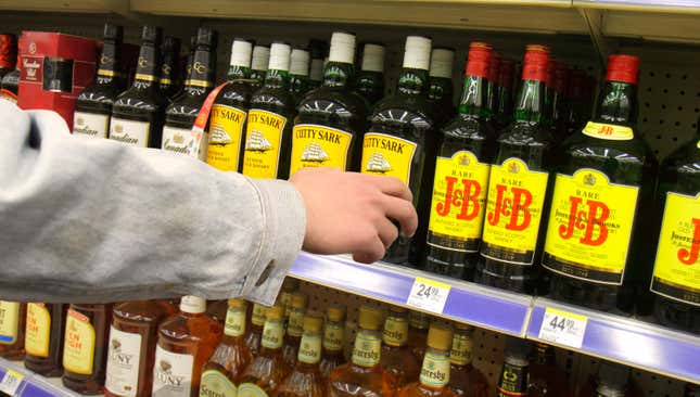 Image for article titled Alcoholic Parent Easy To Shop For