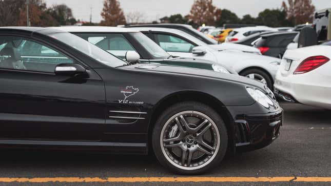Image for article titled Inside Japan's Biggest Used Car Auction