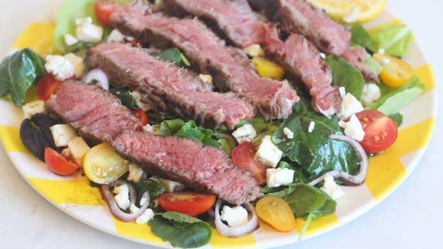 Image for article titled The Best Steak Salad Doesn&#39;t Need a Fancy Dressing