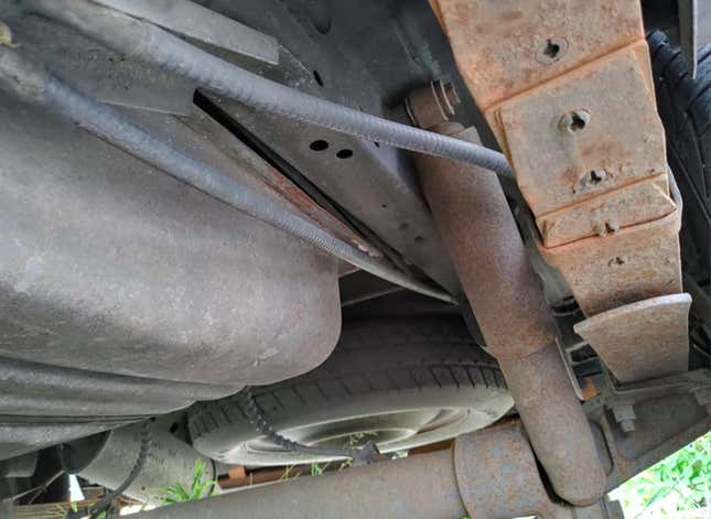 Image for article titled I Just Bought A $600 Diesel Manual Chrysler Minivan But It Has 250,000 Miles And Is Broken In Germany