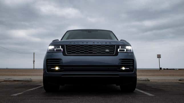 Image for article titled I Love The Range Rover Hybrid But It Just Can't Get Over Itself