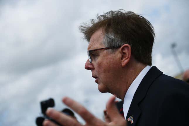 Image for article titled Pro-Life Lt. Gov. Dan Patrick Says &#39;There Are More Important Things Than Living&#39; When It Comes to Coronavirus