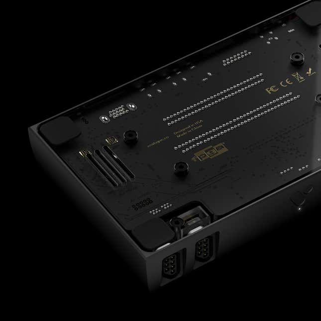 Image for article titled The $500 Metal NES Is Back For One More Run