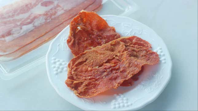 Image for article titled Make Prosciutto Crisps in Your Microwave