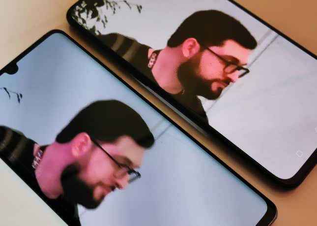 Fotos hechas con el zoom 10x. Arriba, el Oppo. Abajo, el Huawei