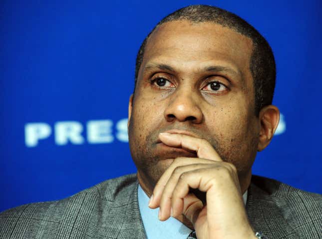 Report Reveals New Details About Tavis Smiley Sexual Misconduct Allegations At Pbs