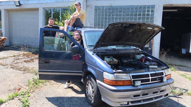 Image for article titled The Quirks That Make My European 250,000 Mile Diesel Manual Chrysler Minivan So Awesome
