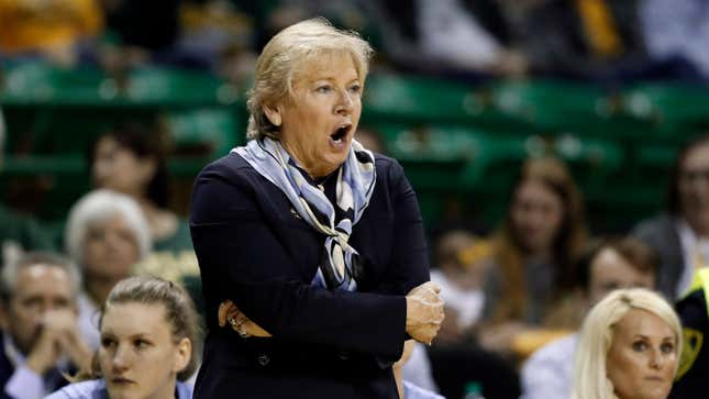 Image for article titled Report: UNC Women&#39;s Basketball Coach Sylvia Hatchell Accused Of Racially Offensive Remarks And Endangering Players