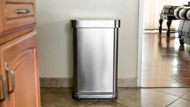 Image for article titled Make Your Kitchen Feel Instantly Cleaner by Washing Your Trash Can