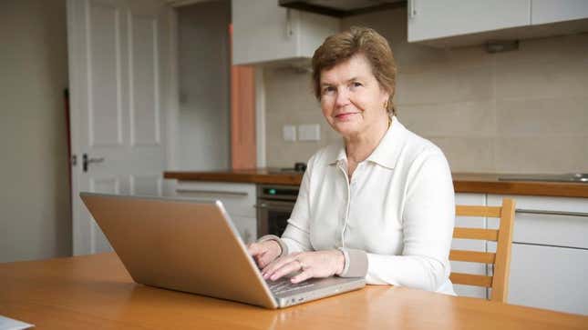 Image for article titled Friend&#39;s Mom Tearing It Up On Facebook