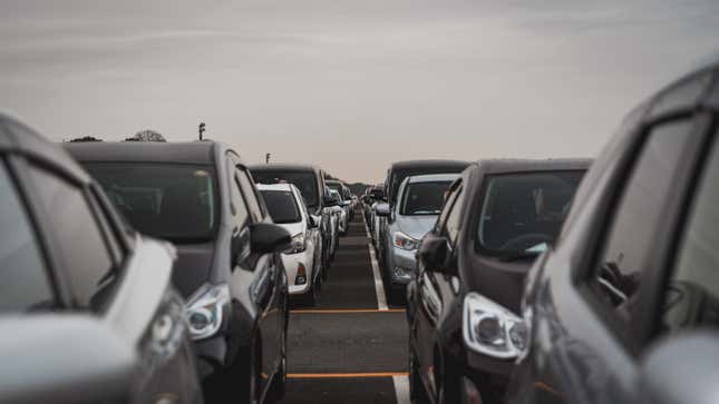 Image for article titled Inside Japan's Biggest Used Car Auction