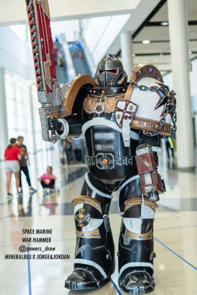 Image for article titled Our Favorite Cosplay From Fandemic Houston 2019
