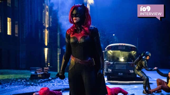 Batwoman (Ruby Rose) on the Elsewheres crossover episode of Arrow.