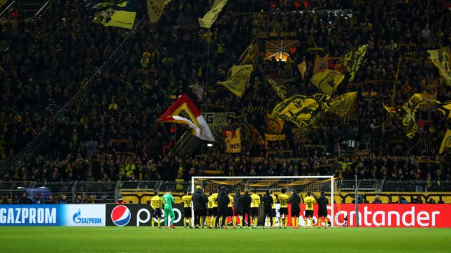 Image for article titled Borussia Dortmund Are Coming For Bayern Munich&#39;s Crown
