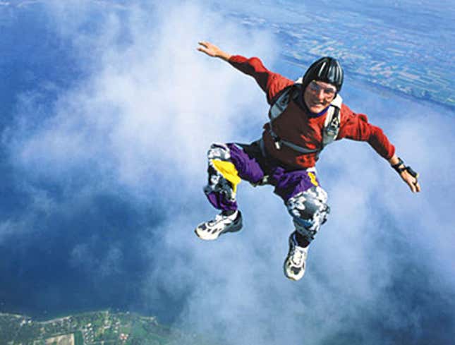 Image for article titled Annoying Man More Annoying After Skydiving