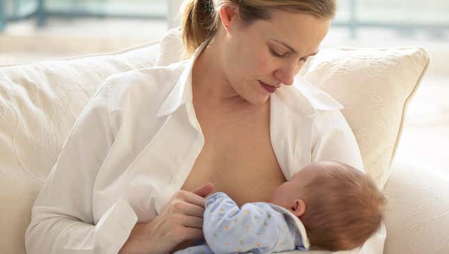 Image for article titled The Pros And Cons Of Breastfeeding