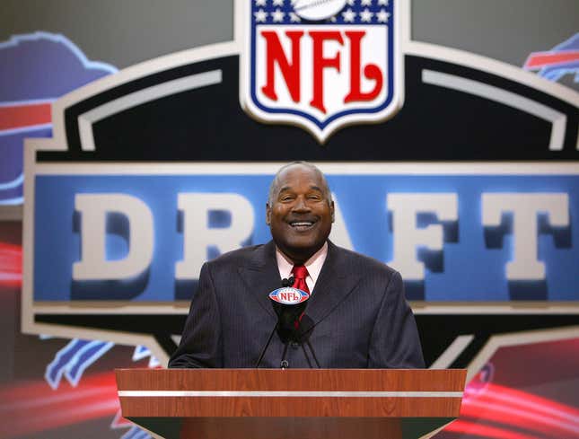Image for article titled OJ Simpson Announces Bills Second Round Draft Pick