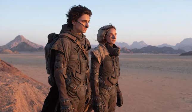 Imagen para el artículo titulado Bienvenidos al planeta desértico Arrakis: aquí está el primer tráiler de Dune