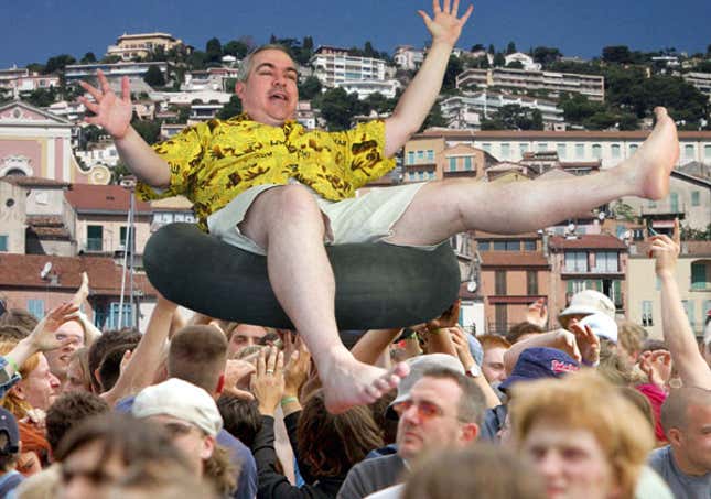 The people of France give Morgan a hero's welcome.