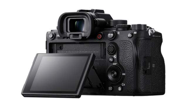Sadly, it seem like the A1's rear display can only tilt up and down, but not swivel out to the sides.