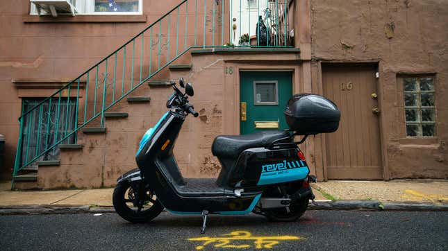 Image for article titled NYC Sends Revel Scooters Down to Hell Where They Belong