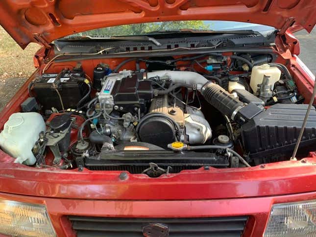Image for article titled At $3,500, Would You Make This 1994 Suzuki Sidekick Your Wingman?