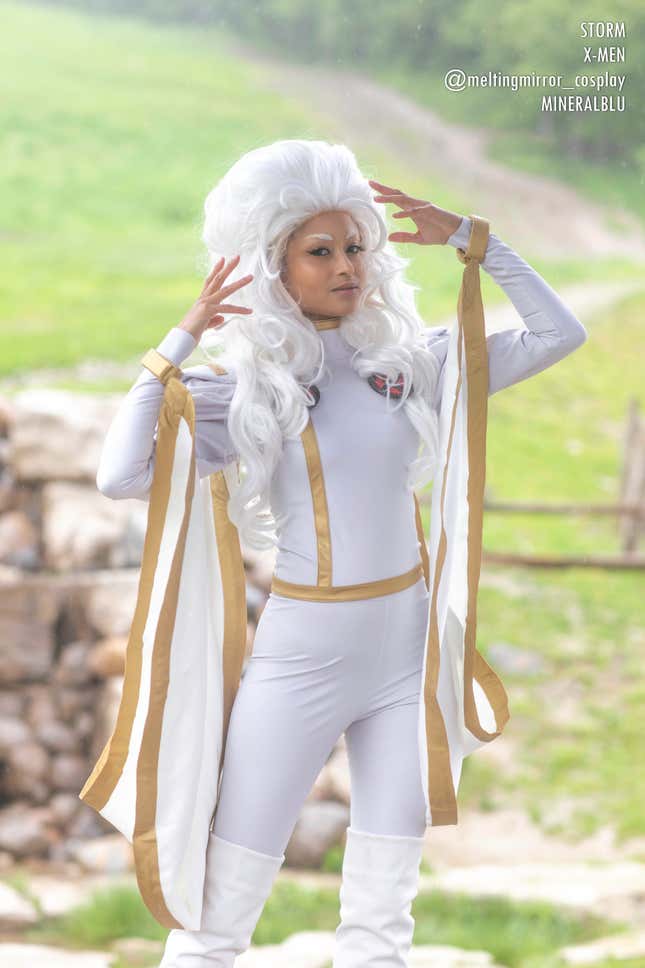Image for article titled Our Favorite Photos From YetiCon, Canada's Mountain Cosplay Party