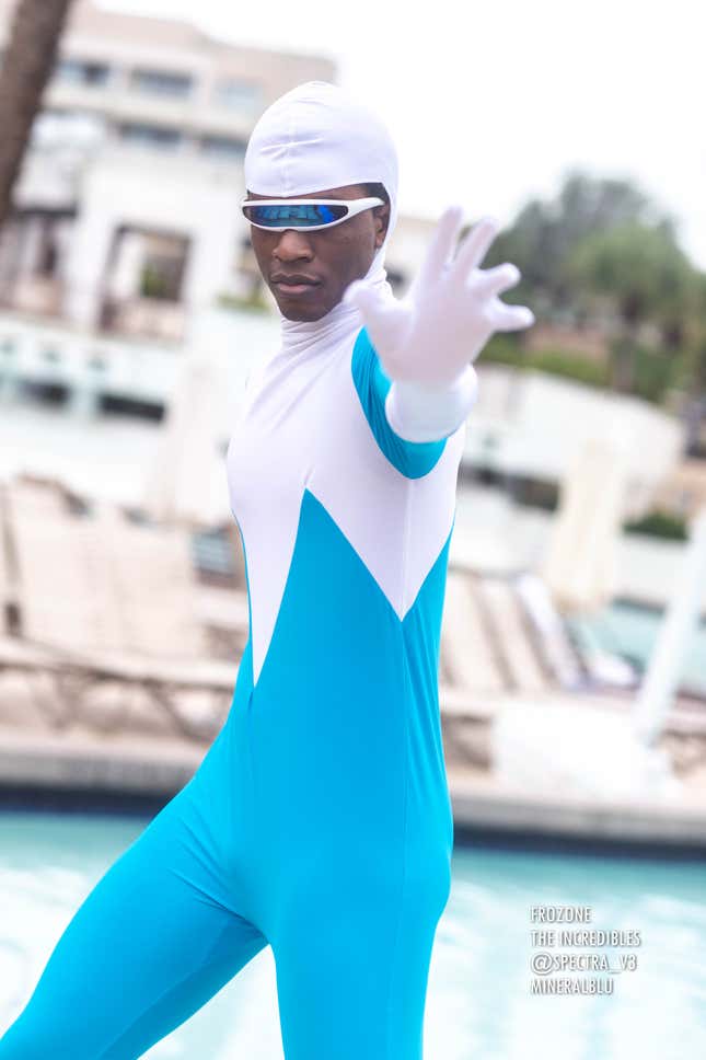 Image for article titled 2019's Last Big Cosplay Show Was A Christmas Treat