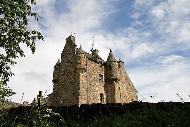 Panorámica del Castillo Ferniehirst, en Escocia.